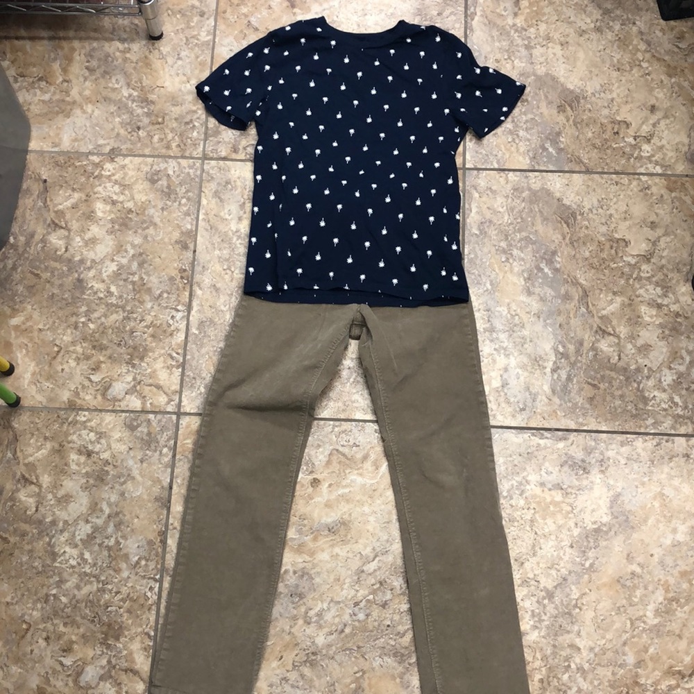 Pants old navy  plus T-shirt H&M
